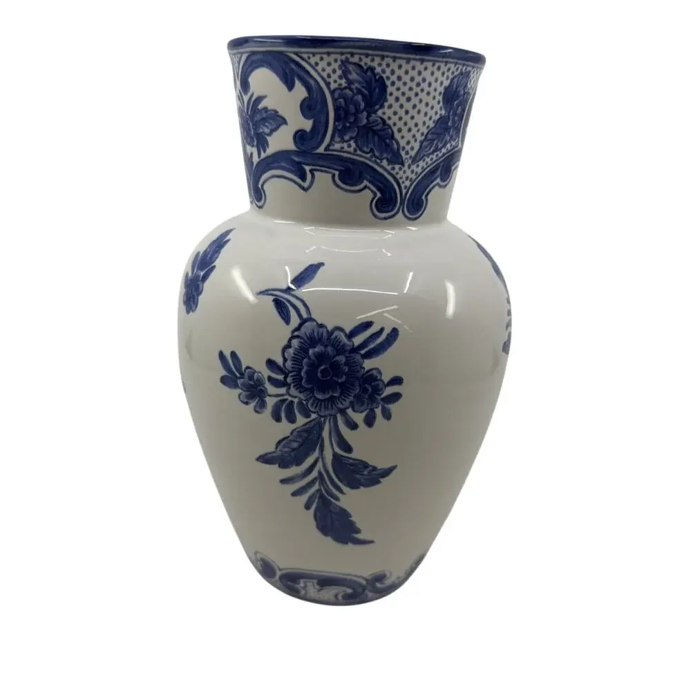 Tiffany & Co. DELFT Blue & White Porcelain 9.75” Vase Made In Portugal 1996